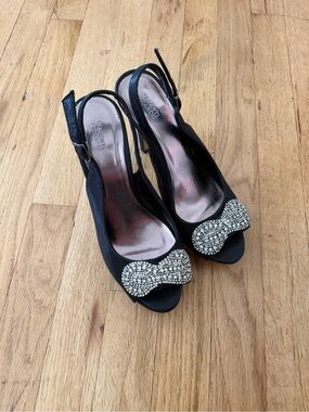 Valenti Franco Black Crystal Bow Slingback Peep-Toe Heels